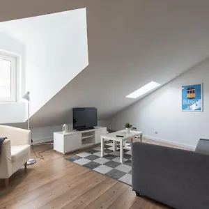 Apartment Charming Tram 28, Lissabon